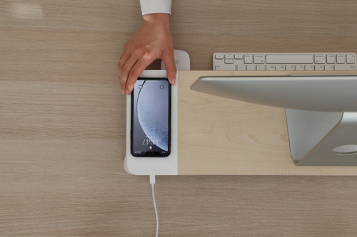 Pout Wireless Charging Monitor Stand